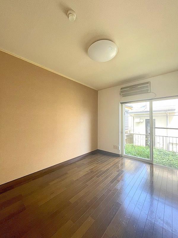 居室・リビング　洋室6帖