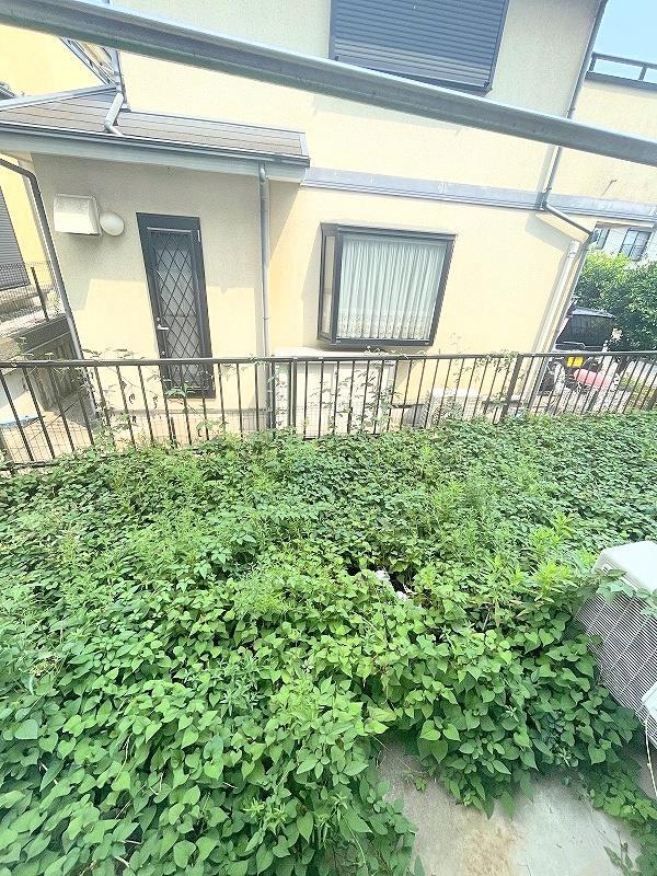 バルコニー　テラス