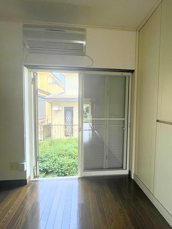 セキュリティ　シャッター雨戸