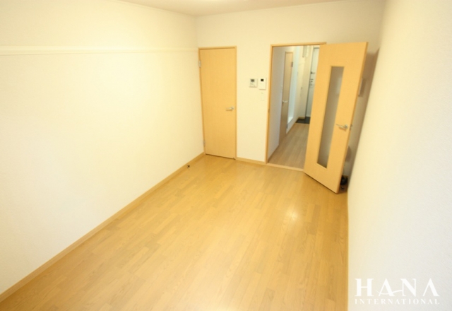 居室・リビング　※１階のみフローリングとなります