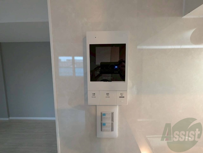 セキュリティ　モニタ付インターホンでセキュリティ面も安心です。