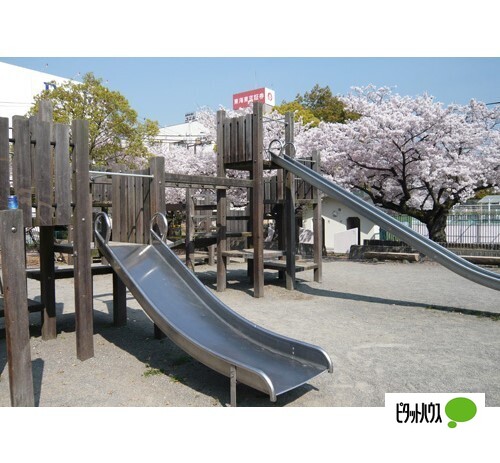 公園　本町公園（公園）まで398m