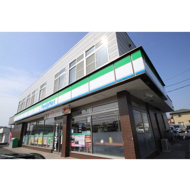 コンビニ　ファミリーマート土浦小松店（コンビニ）まで364m