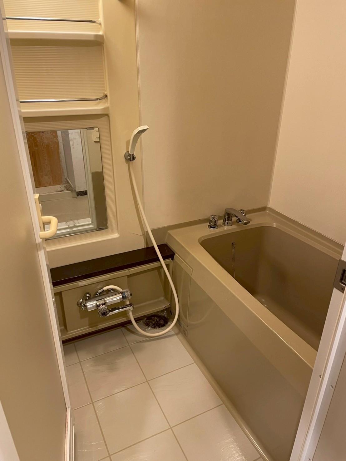 バス・シャワールーム　浴室