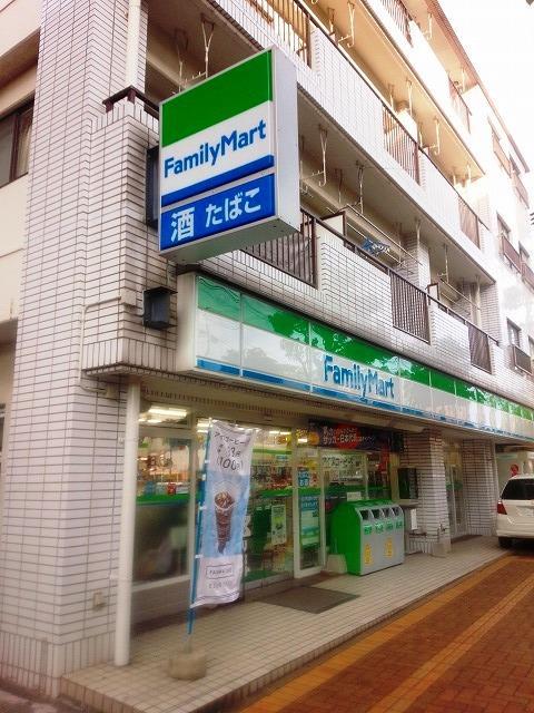 コンビニ　ファミリーマート長崎稲佐店（コンビニ）まで110m
