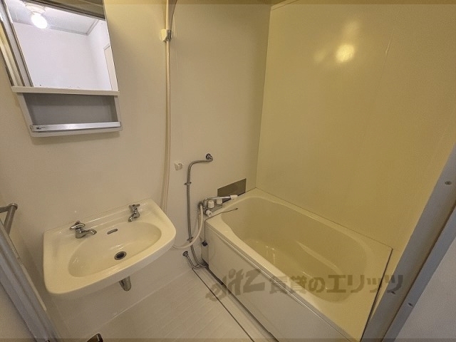 バス・シャワールーム　ユニットバス