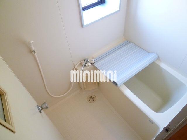 バス・シャワールーム　お風呂にも窓あり！入浴後の換気でカビとさよなら♪