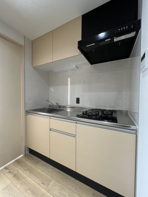 キッチン　同物件別号室の写真です。