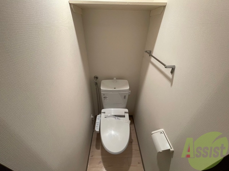 トイレ　こちらはトイレです。清潔感があり、安心して使用できます。