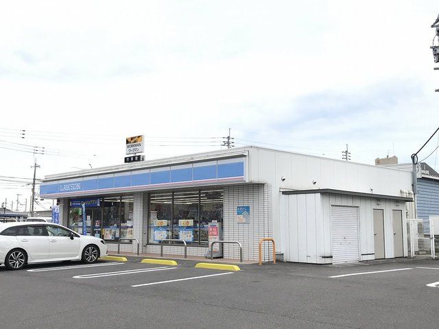 コンビニ　ローソン丸亀土器町東九丁目店（コンビニ）まで500m
