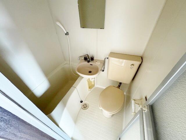 バス・シャワールーム