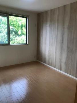 居室・リビング　室内