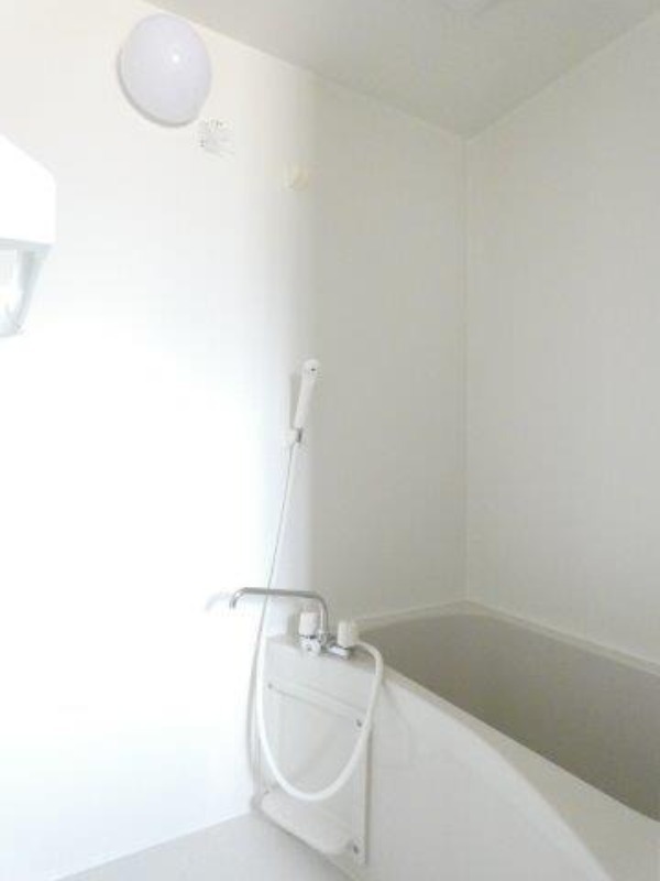 バス・シャワールーム　図面と現状に相違がある場合には現状を優先