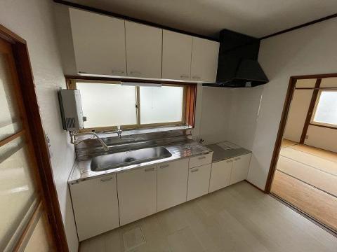 居室・リビング　室内