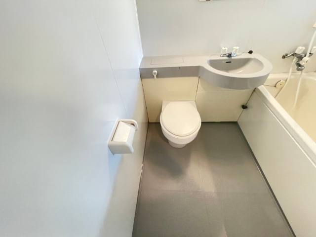 トイレ　ユニットバスです。