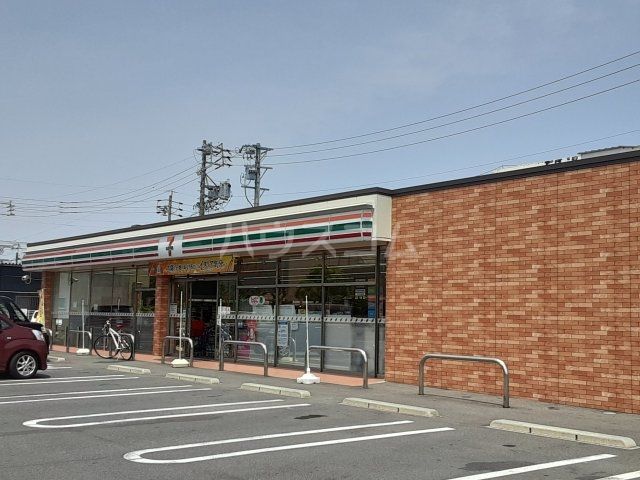 コンビニ　セブンイレブン 一宮せんい４丁目店（コンビニ）まで1618m