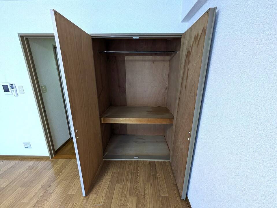 収納　押入れ