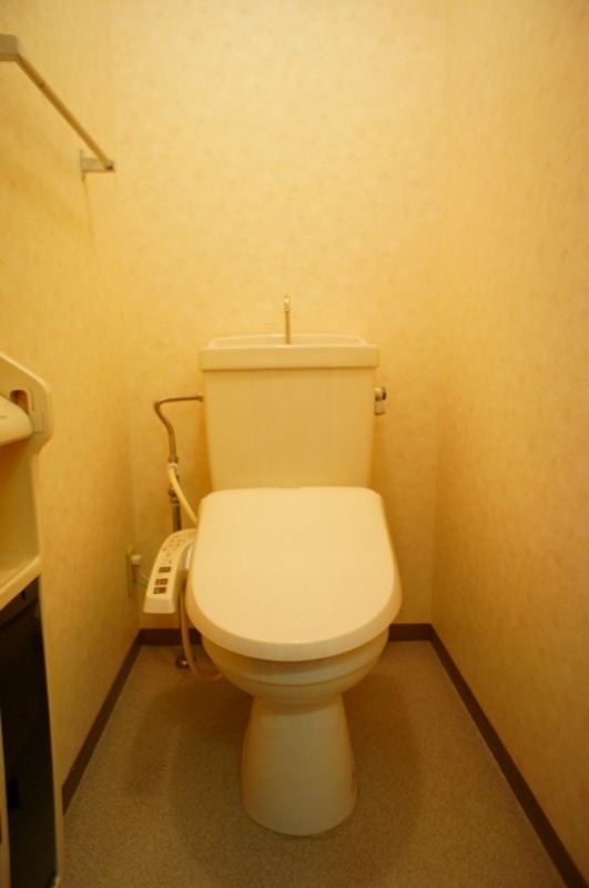 トイレ　図面と現状に相違がある場合には現状を優先