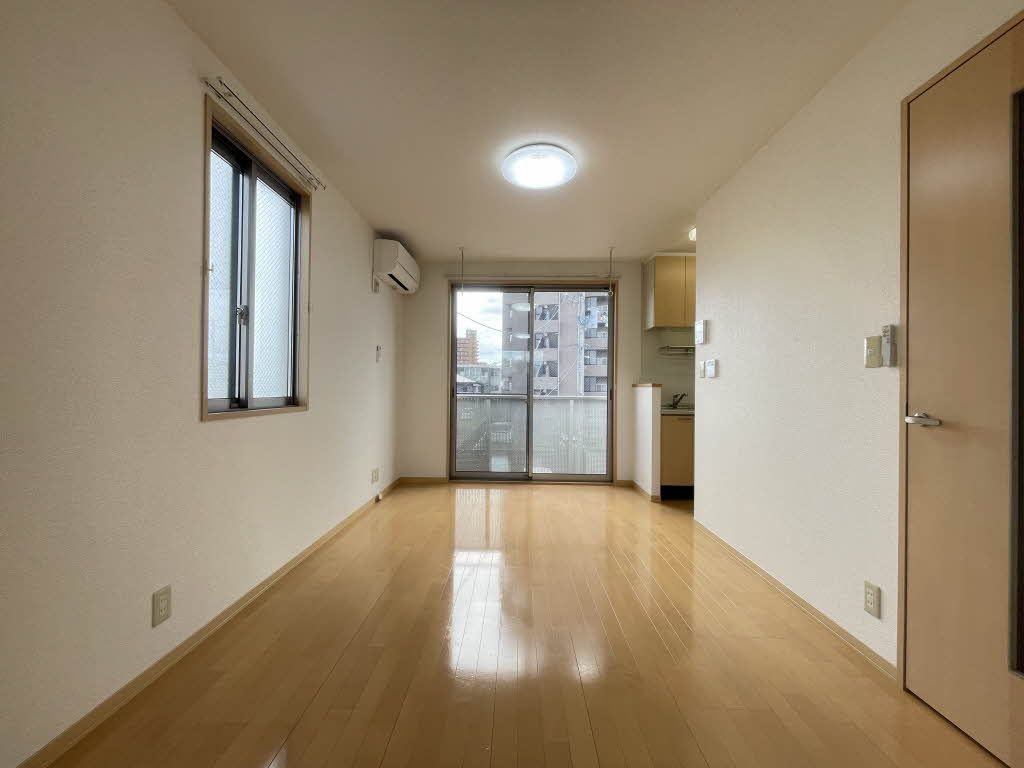 居室・リビング　リビング