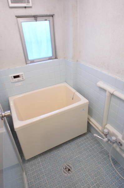 バス・シャワールーム　浴室