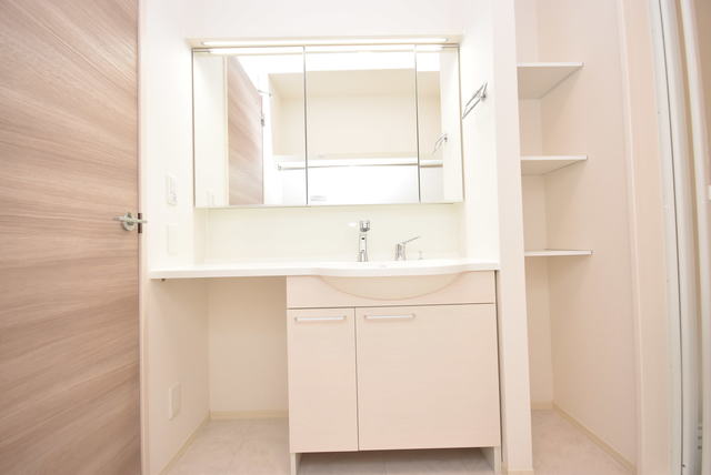 洗面設備　独立洗面台