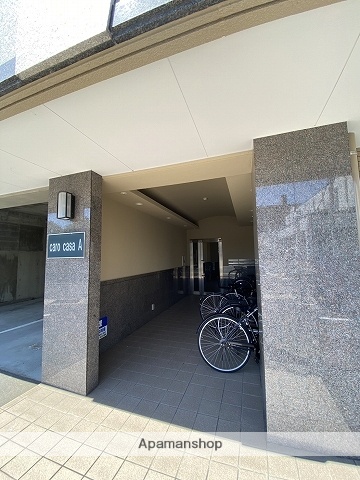 ロビー　駐車場