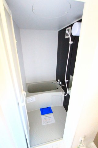 バス・シャワールーム　同タイプ参考写真です。