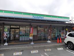 コンビニ　ファミリーマート 東条インターパーク店（コンビニ）まで907m
