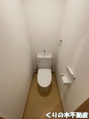トイレ　清潔感のあるトイレです