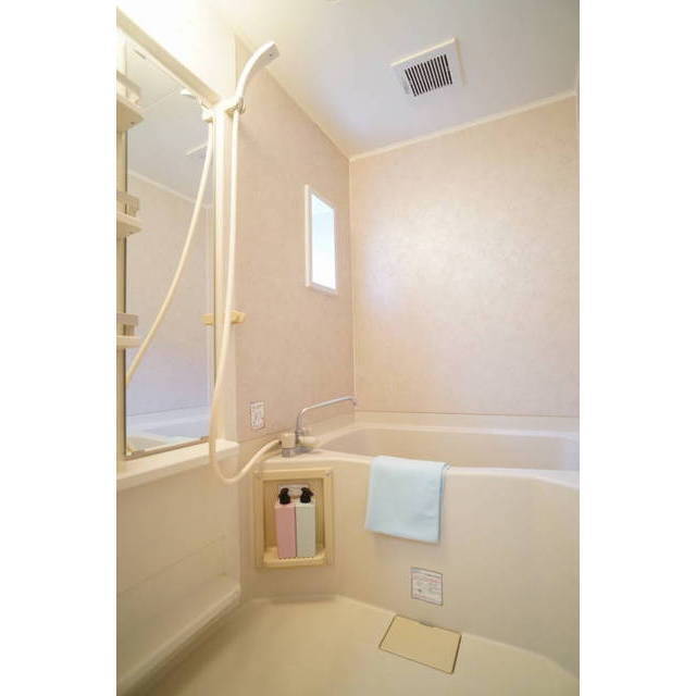 バス・シャワールーム　追い焚き機能付きでいつでも温かいお風呂に入れます♪