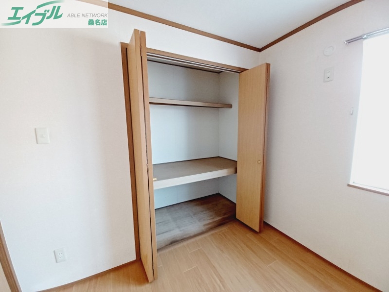 収納　同型反転タイプ画像