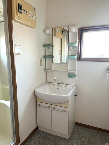 洗面設備　洗面化粧台