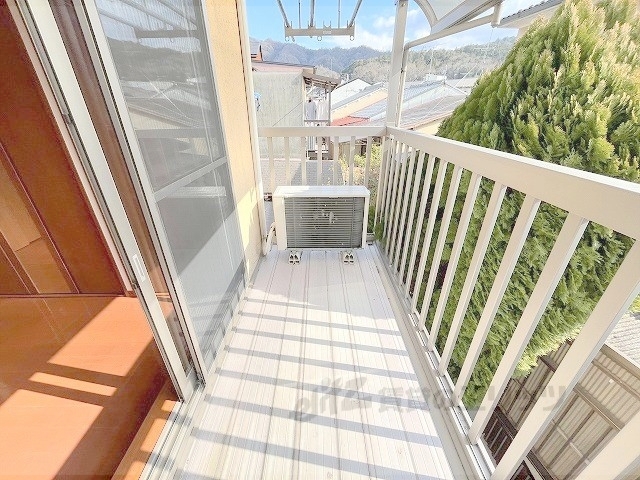 バルコニー　２階洋室