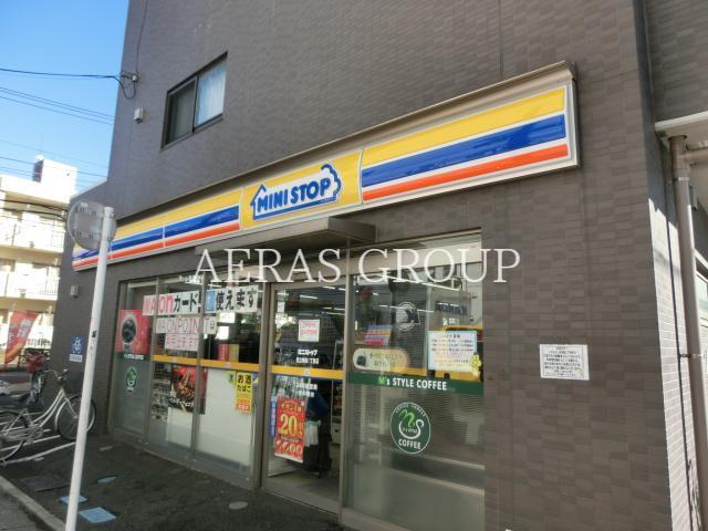 コンビニ　ミニストップ足立梅島1丁目店（コンビニ）まで38m