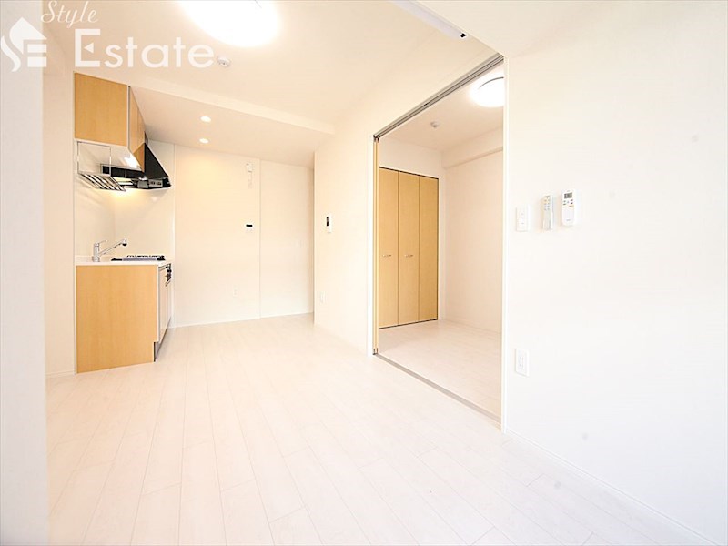 居室・リビング　内装