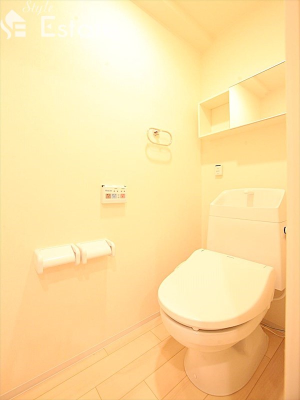 トイレ　トイレ