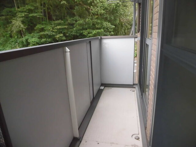 バルコニー　２０５　バルコニー