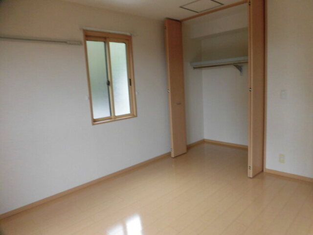 収納　２０５　洋室収納