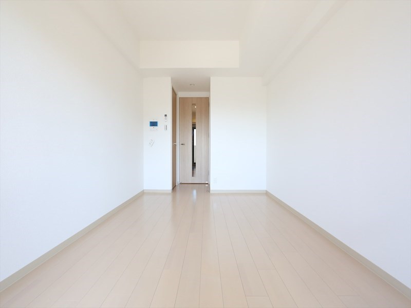 その他共有部分　洋室7.3帖　クローゼット付（収納充実してます）