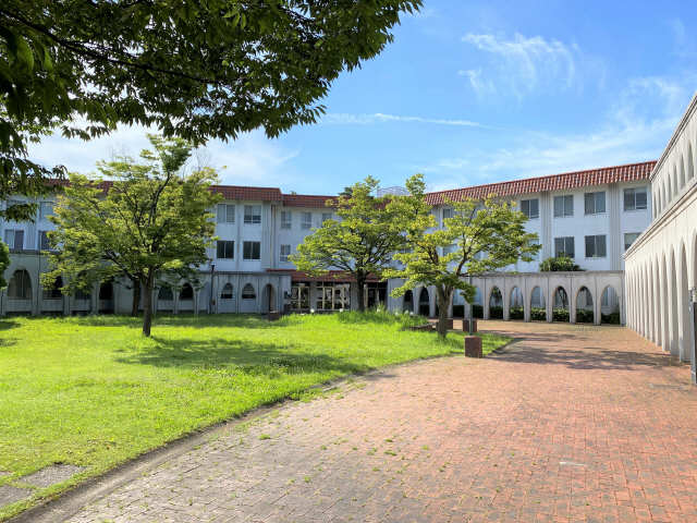 大学・短大　中京大学　名古屋キャンパス法学部棟（大学・短大）まで1383m