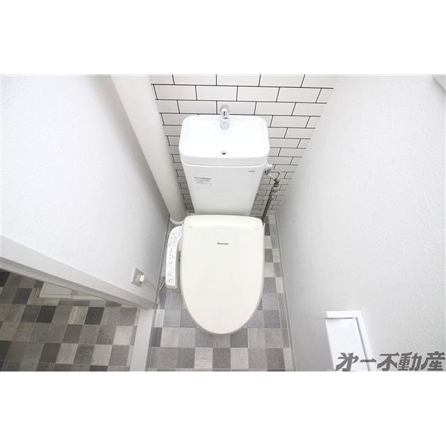 トイレ　トイレ