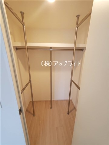 収納　ウォークインクローゼット