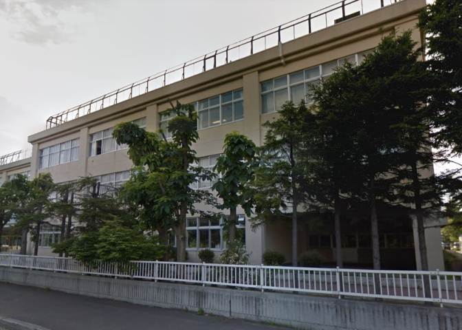中学校　新川西中（中学校）まで1528m