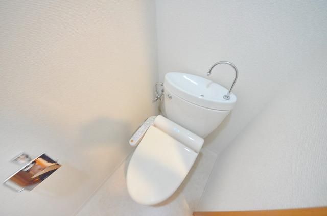 トイレ　ウォシュレット付