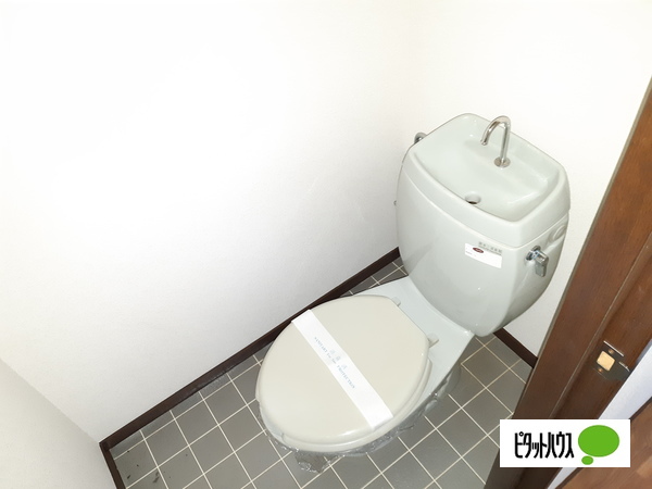 トイレ　別室写真です