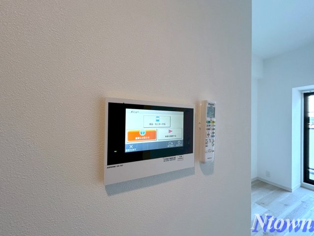 セキュリティ　モニター付きインターフォンです。