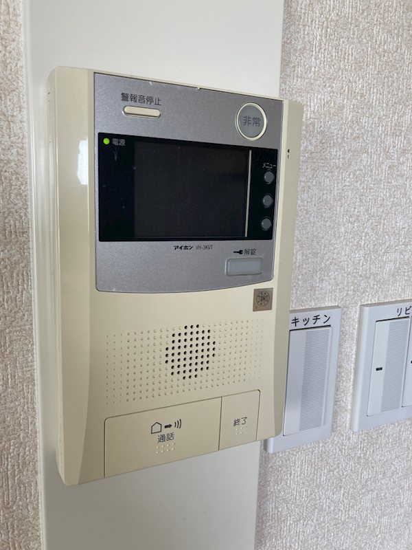 セキュリティ　安心のモニター付きインターホンです♪