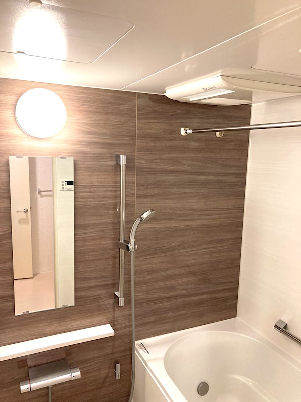 バス・シャワールーム　清潔感のある快適バスルーム♪