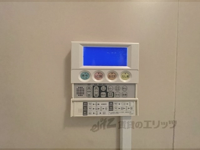 その他設備　給湯器リモコン