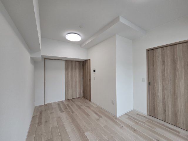 居室・リビング　TENAS泉